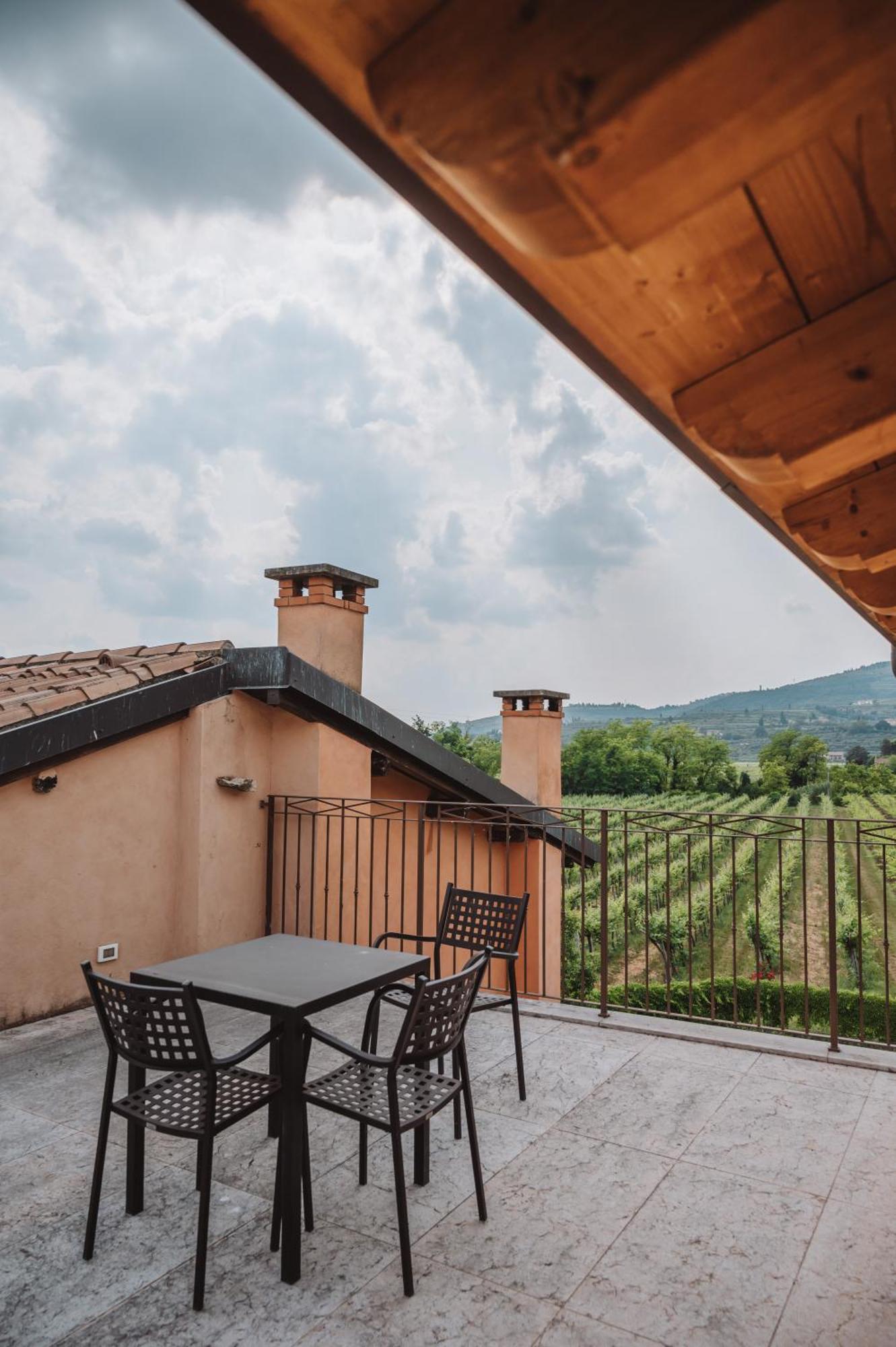 Agriturismo Valentina Cubi Fumane Exterior photo